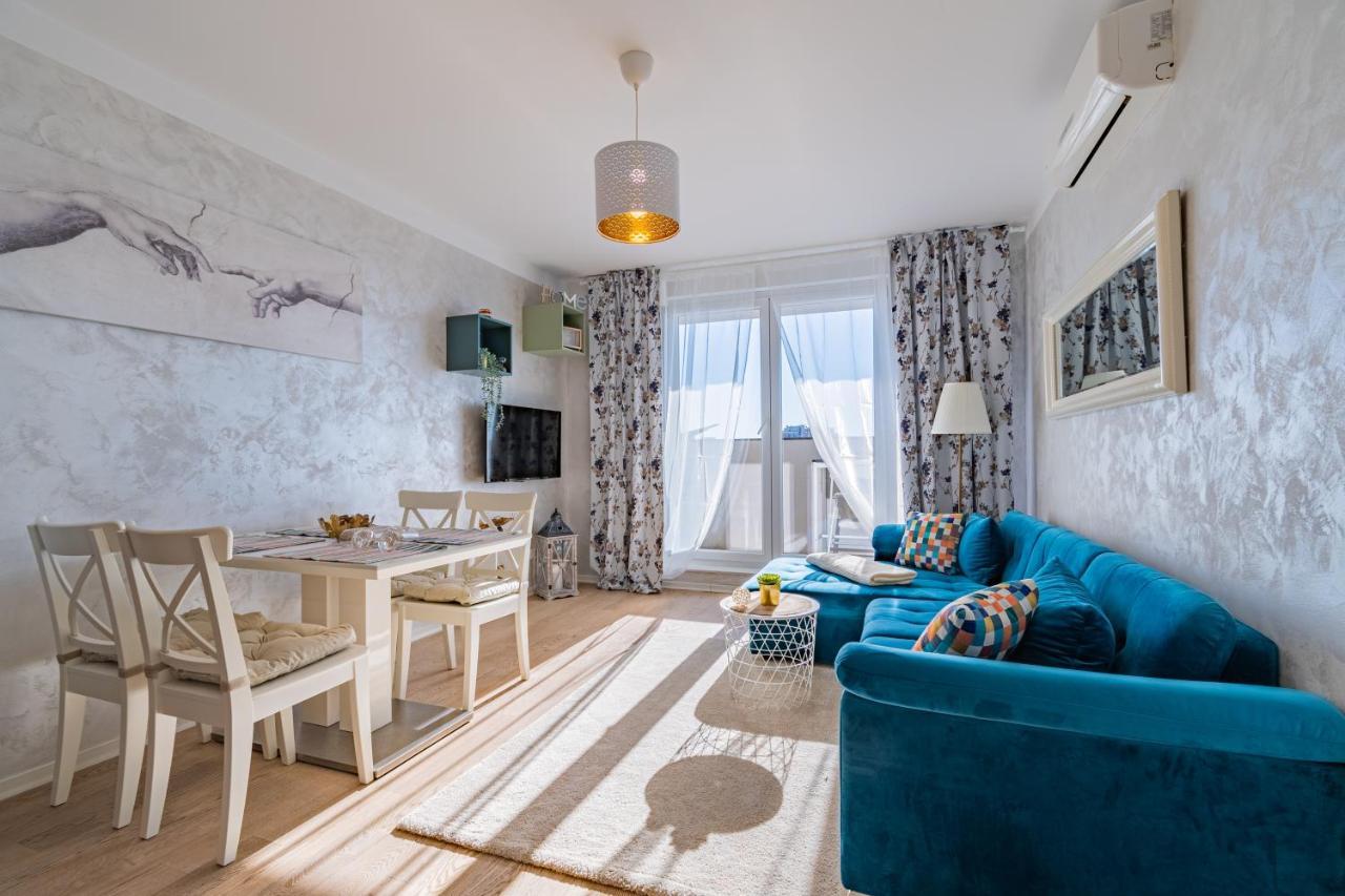 Flexible Selfcheckins 30 - Zagreb - Garage - Electric Vehicle Ccharger - Big Loggia - New - Apartments Repinc 30 المظهر الخارجي الصورة