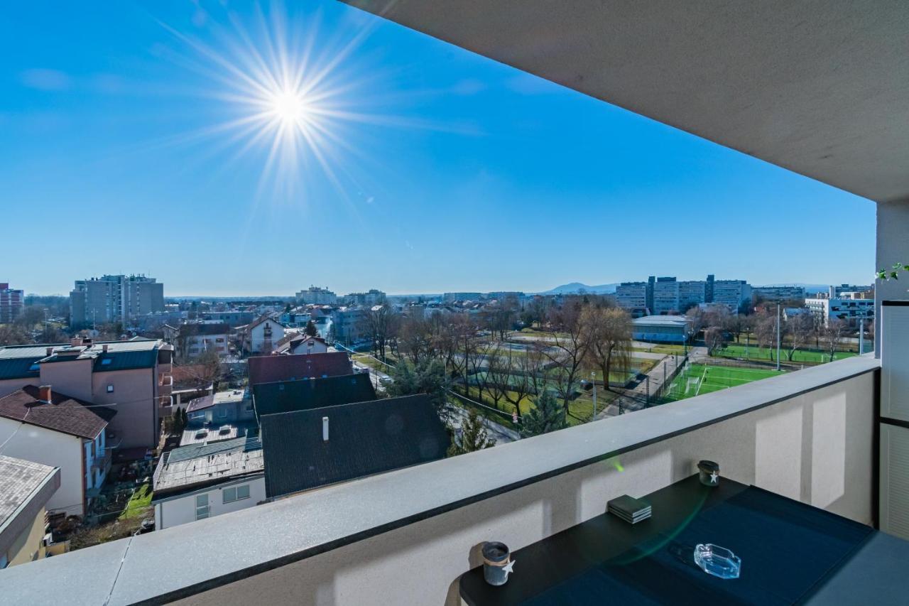 Flexible Selfcheckins 30 - Zagreb - Garage - Electric Vehicle Ccharger - Big Loggia - New - Apartments Repinc 30 المظهر الخارجي الصورة
